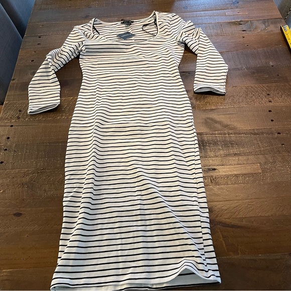 Forever 21 Casual Dress - Picture 1 of 7